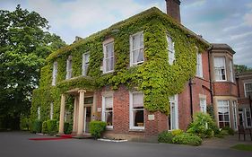 Farington Lodge Hotel